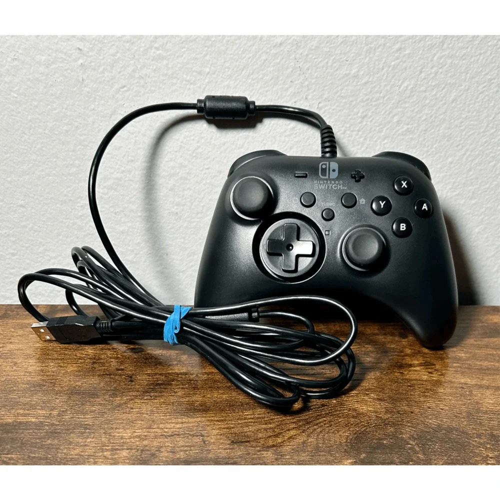 Nintendo Switch HORI Horipad Wired Controller BLACK NSW-001U